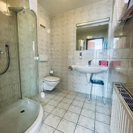 Serviced Hohenlohe Apartmán *